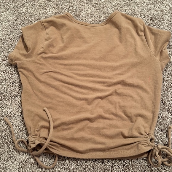 Hollister crop t shirts size small - Picture 5 of 5